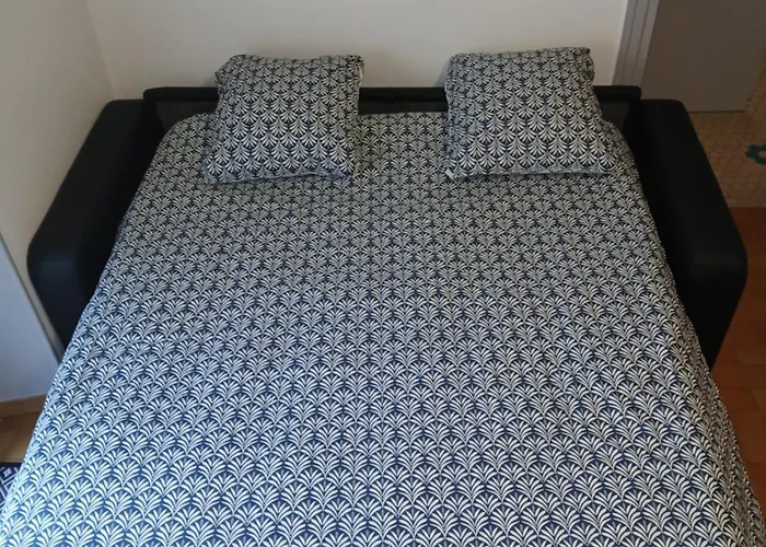 Διαμέρισμα Agreable De 80m2 Dans Maison Λούρδη