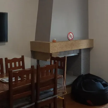 Agreable De 80m2 Dans Maison Apartment *