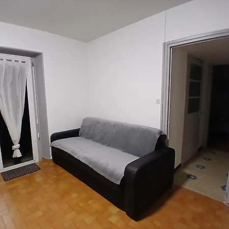 De 80m2 Dans Maison * Lourdes